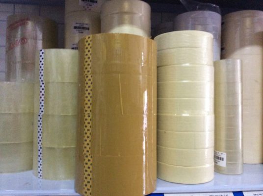 mua băng keo trong loại nào tốt